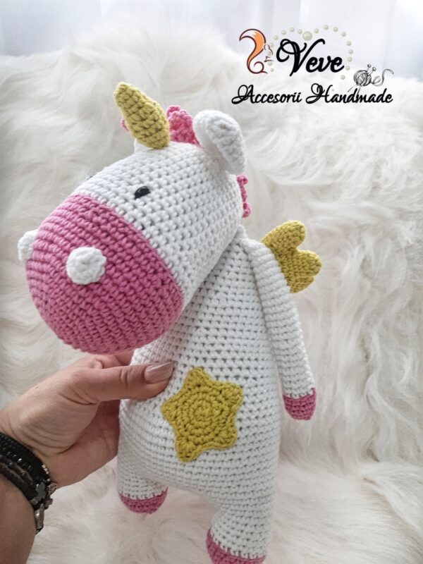 Unicorn croșetat - imagine 3